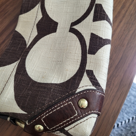 Coach Signature Summer Bagette Style Satchel - Picture 4 of 13